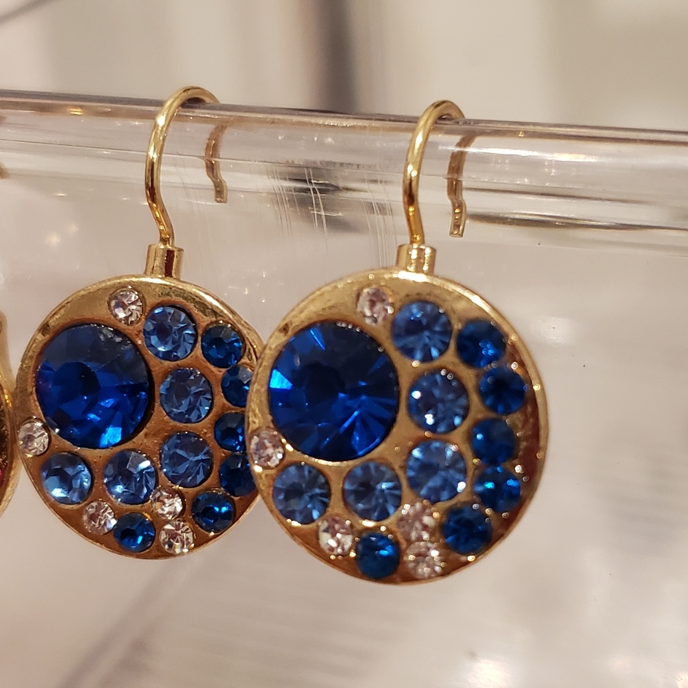 Bright earring - Picture 2 of 4